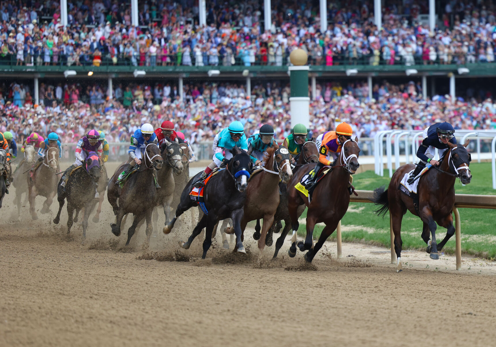 Horses near First Stretch at Kentucky Derby.JPG
